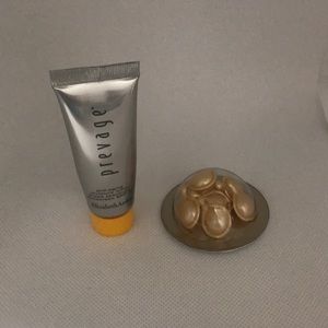 Prevage travel size moisture + capsules